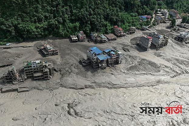 নেপালে আকস্মিক বন্যায় ৯৫ জনের মৃত্যু, নিখোঁজ ৪০৩ | বিদেশি নাগরিকসহ ভয়াবহ পরিস্থিতি