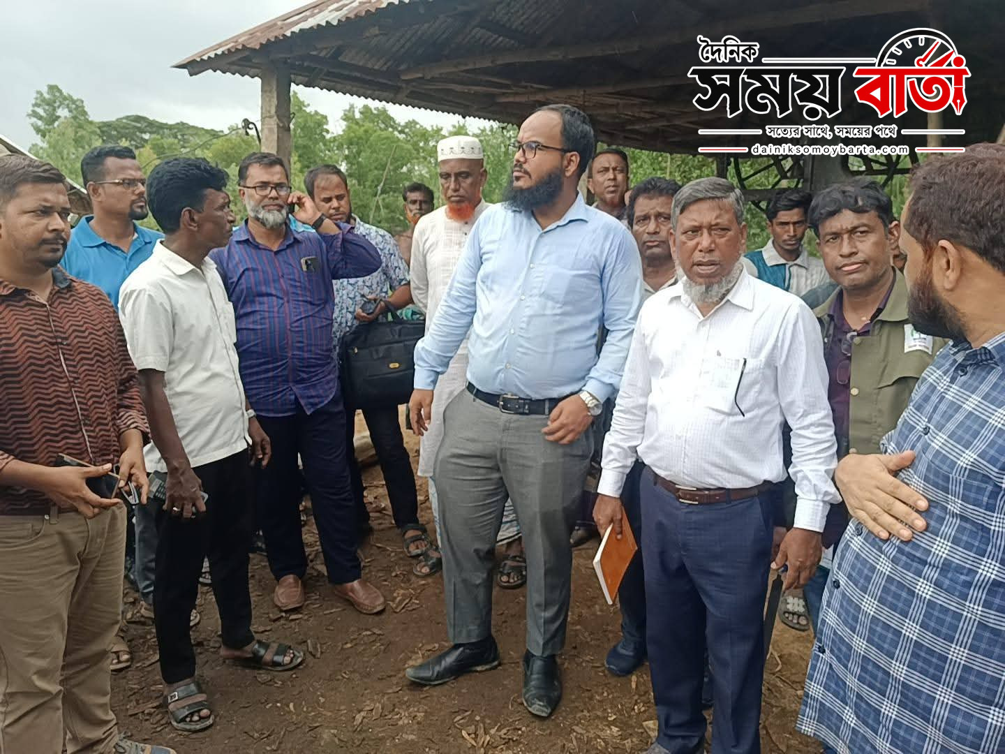 চুনারুঘাটে সাতটি অবৈধ করাতকল জব্দ করল সহকারী কমিশনার (ভূমি)