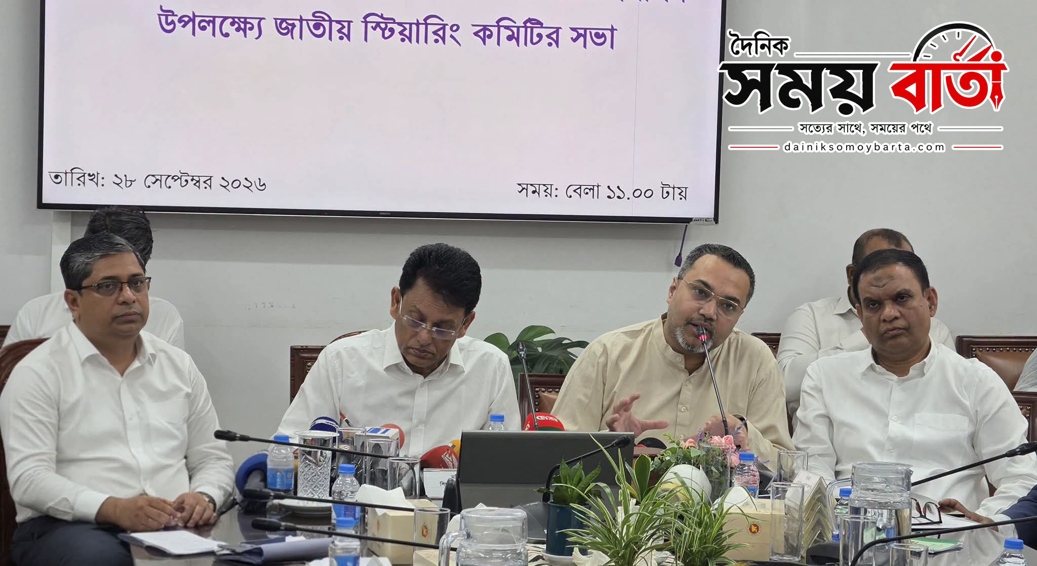 গুণী শিক্ষক সম্মাননা পাবেন ১০০ জন:উপদেষ্টা মাহদী আমিন