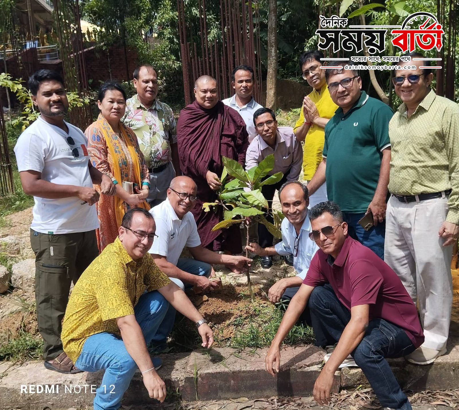 রামুতে বাংলাদেশ বৌদ্ধ যুব পরিষদ এর উদ্যোগে বৃক্ষ রোপণ কর্মসূচি সম্পন্ন